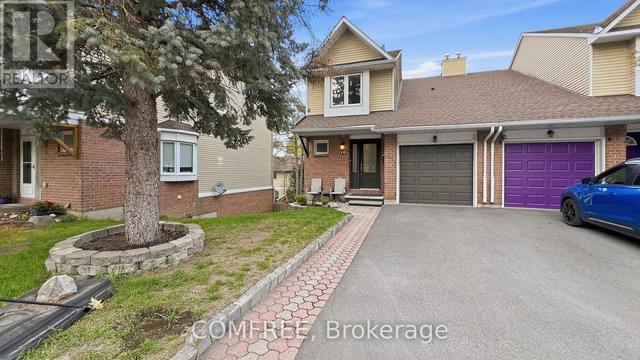 10 DURBIN COURT  Ottawa, ON K2L 3T8