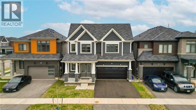 22 OAKTREE Drive  Caledonia, ON N3W 0E6