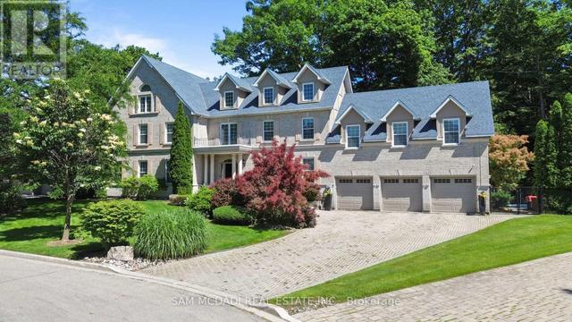 3248 BARCHESTER COURT  Mississauga, ON L5L 5Z1