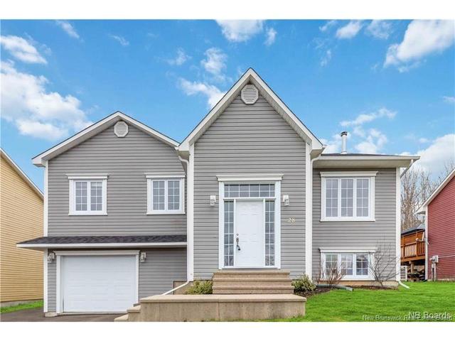 28 Brandon CRT  Fredericton, NB E3G 0X5