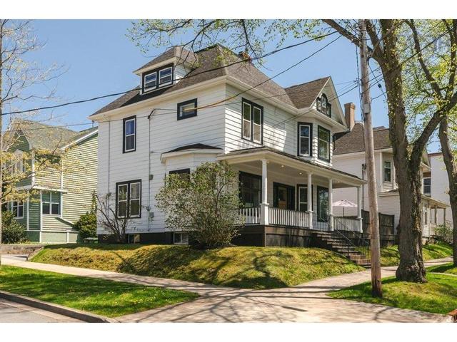 1535 Larch Street  Halifax Peninsula, NS B3H 3W7