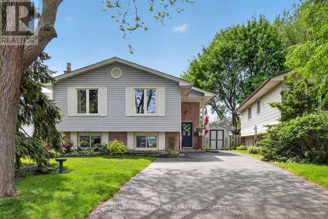 31 BEECHBANK CRESCENT  London South (South X), ON N6E 2N9