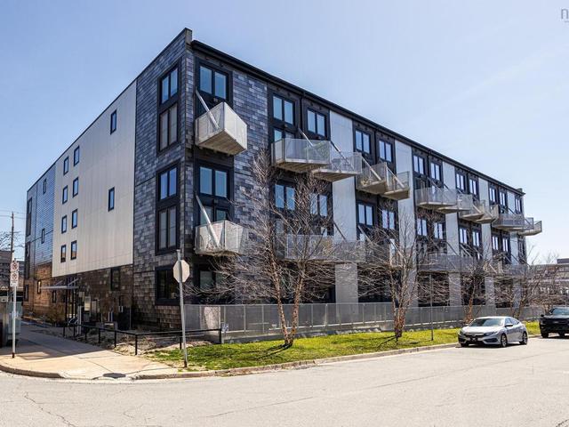 108 5662 Roberts Street  Halifax, NS B3K 0E3