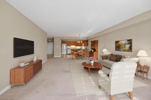 308-908 Mohawk Road E Hamilton, ON L8T 2R8