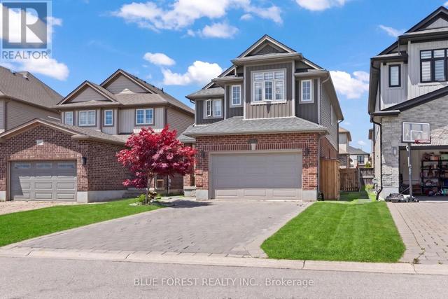 3293 CASSON WAY  London South (South W), ON N6L 0B9