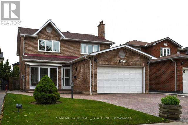 4461 GLADEBROOK CRESCENT  Mississauga, ON L5V 1E4