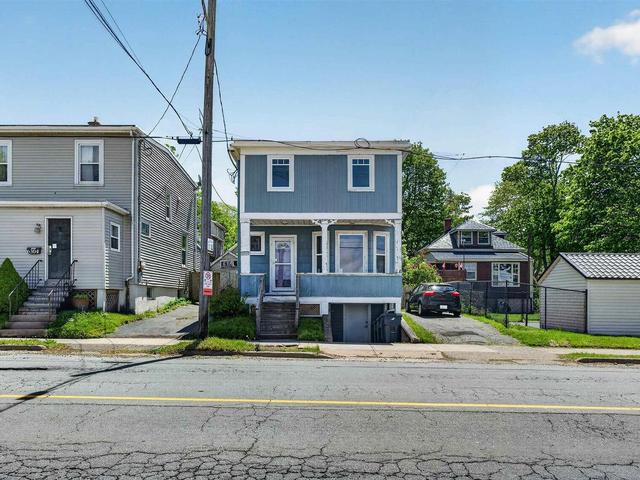 6308 Bayers Road  Halifax, NS B3L 2A7