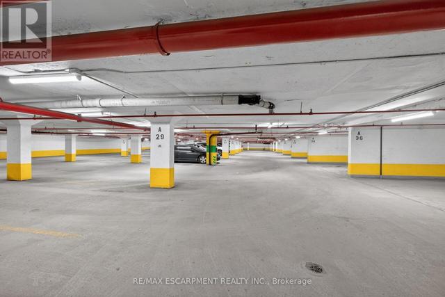 101 - 700 DYNES ROAD  Burlington, ON L7N 3M2