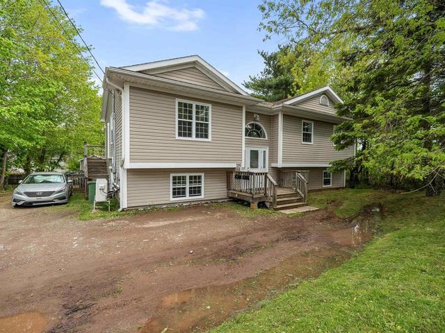 295 QUEEN Street  Truro, NS B2N 2C2