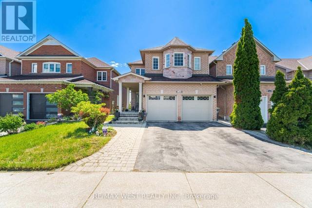 7288 ZINNIA PLACE  Mississauga, ON L5W 1K6