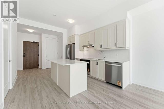 105 - 1035 SOUTHDOWN ROAD  Mississauga, ON L5J 0A2