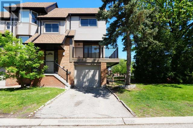 29 - 6780 FORMENTERA AVENUE  Mississauga, ON L5N 2L1