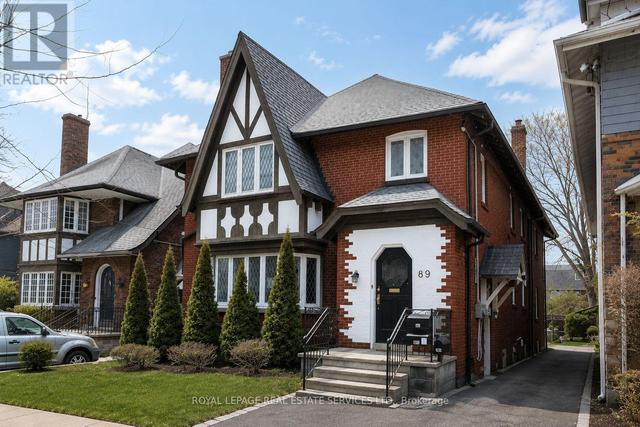 89 ORIOLE PARKWAY  Toronto, ON M5P 2G7