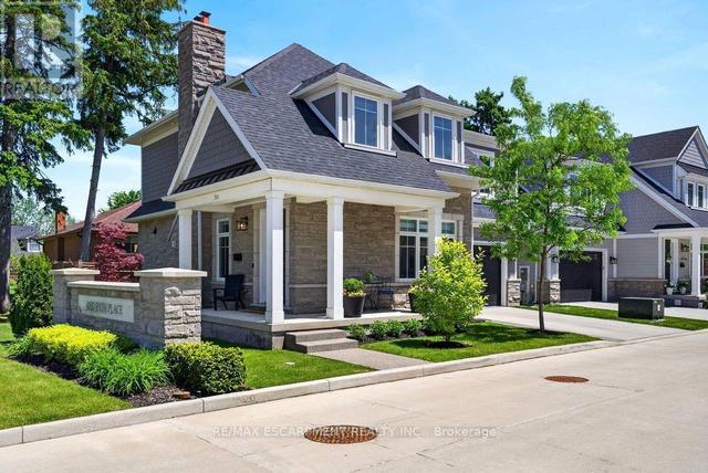 6 - 2134 NEW STREET  Burlington, ON L7R 1H8