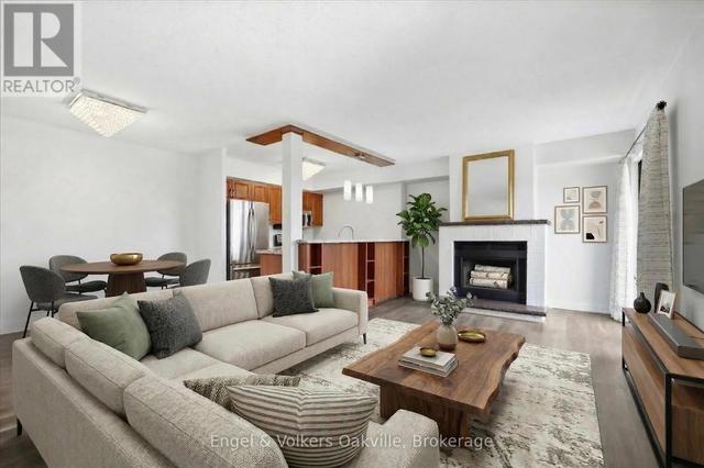625 - 1000 CEDARGLEN GATE  Mississauga (Erindale), ON L5C 3Z5