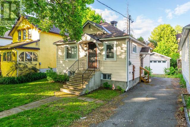 149 SWEETLAND AVENUE  Ottawa, ON K1N 7V1