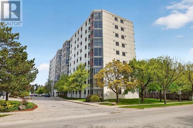 810 - 127 BELMONT DRIVE  London South (South O), ON N6J 4J7