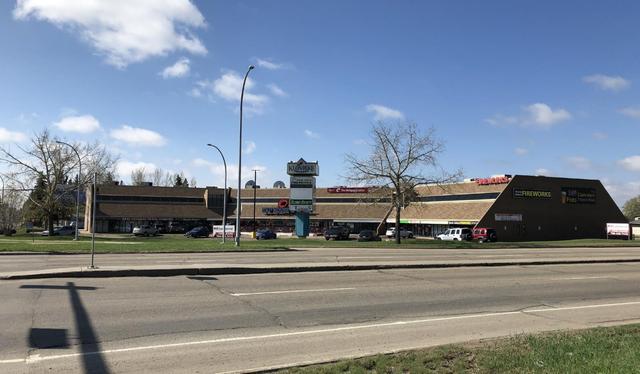 11062 - 156 Street  Edmonton, AB T5P 4M8