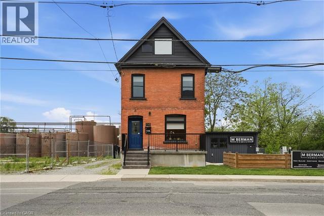 198 DUNDURN Street S  Hamilton, ON L8P 4K3
