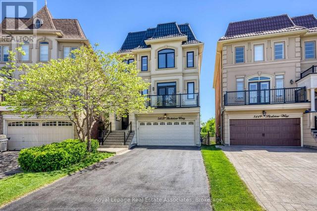 5453 BESTVIEW WAY  Mississauga, ON L5M 0B1