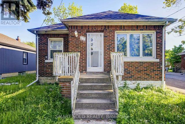 77 FENNELL AVENUE  Hamilton, ON L9C 1E8