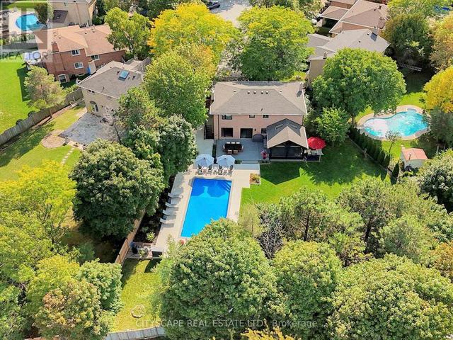 2585 KENNA COURT  Mississauga, ON L5K 2K4