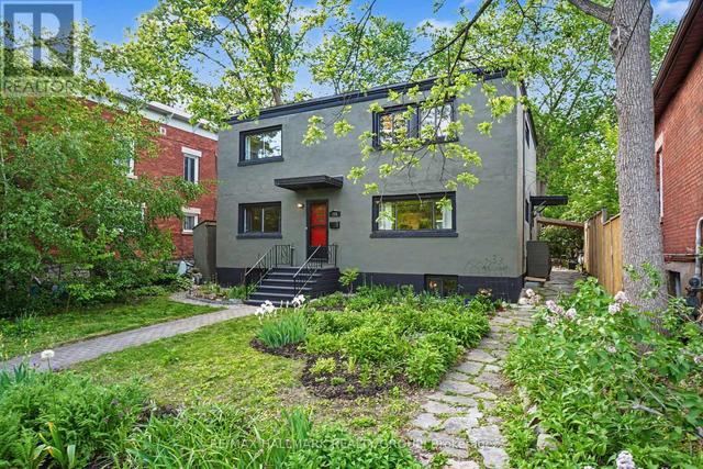 371 SUNNYSIDE AVENUE  Ottawa, ON K1S 0S2
