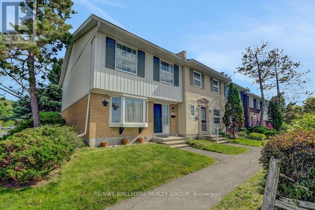 10 GREENBANK ROAD  Ottawa, ON K2H 5T9