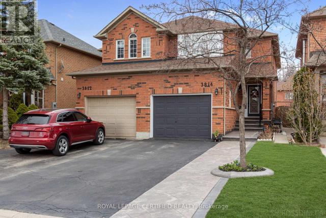 3814 RIDGEPOINT WAY  Mississauga, ON L5N 7T7