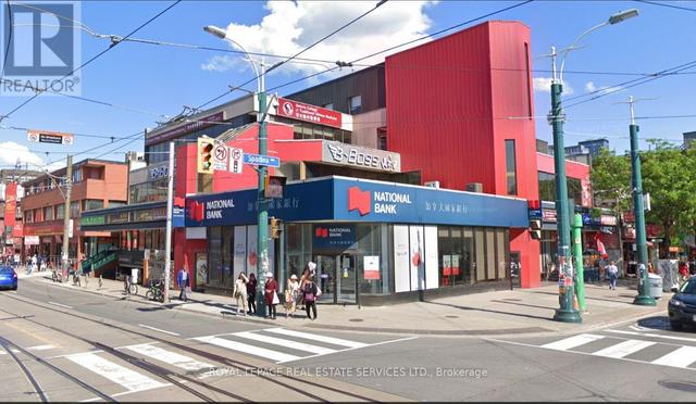 501 - 283 SPADINA AVENUE  Toronto, ON M5T 2E3