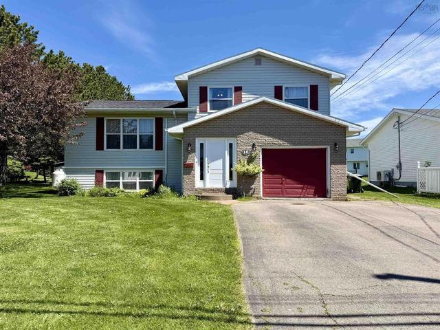 18 Fletcher Drive  Amherst, NS B4H 4M4