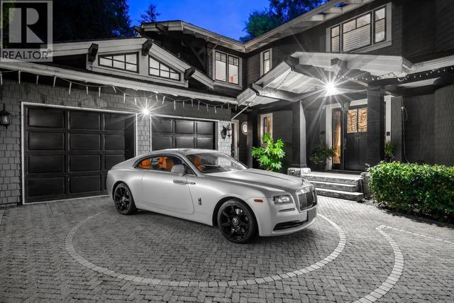 2060 GISBY STREET  West Vancouver, BC V7V 4N3