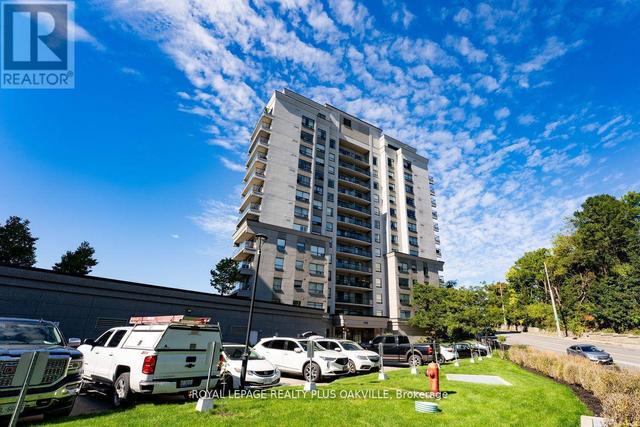 1207 - 170 WATER STREET N  Cambridge, ON N1R 3B6