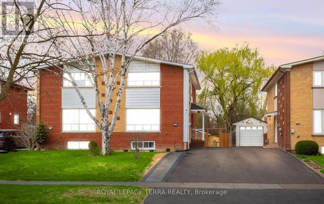 2475 BROOKHURST ROAD  Mississauga, ON L5J 1R4