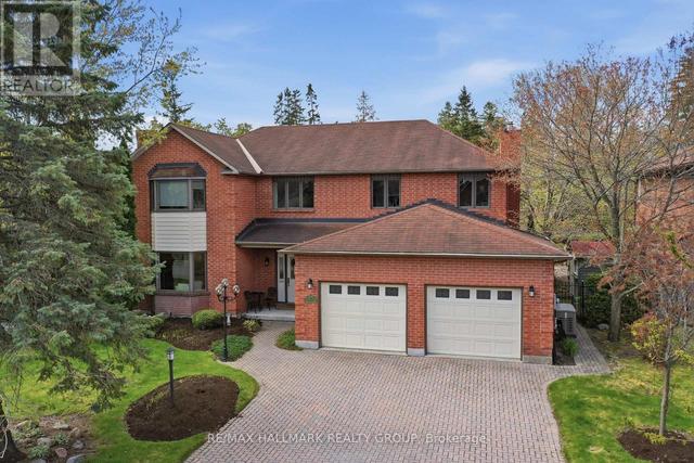 20 HALLDORSON CRESCENT  Ottawa, ON K2K 2C7