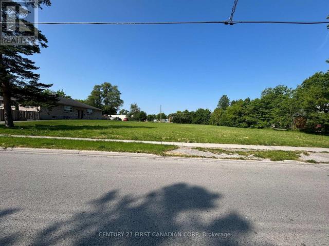 225 GREENWOOD AVENUE  London South (South D), ON N6J 3G5