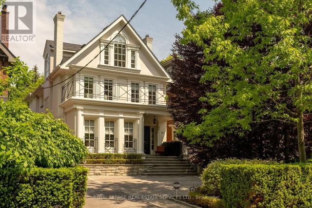 80 BINSCARTH ROAD Toronto, ON M4W 1Y4