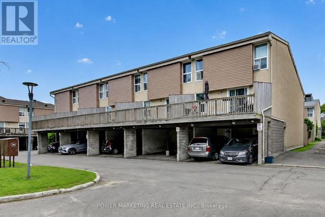 95 - 3415 UPLANDS DRIVE  Ottawa, ON K1V 9N4