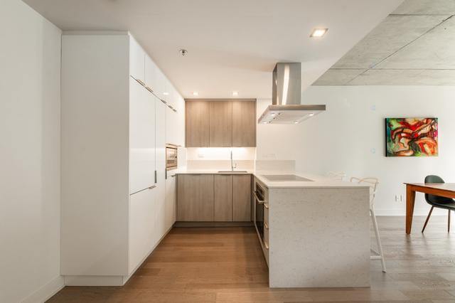 903-700 Rue St-Paul O. Montréal (Ville-Marie), QC H3C 0X2