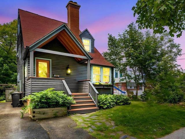6161 Watt Street  Halifax, NS B3H 2B7