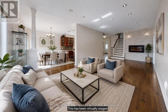 7254 DIME CRESCENT  Mississauga, ON L5W 1K5