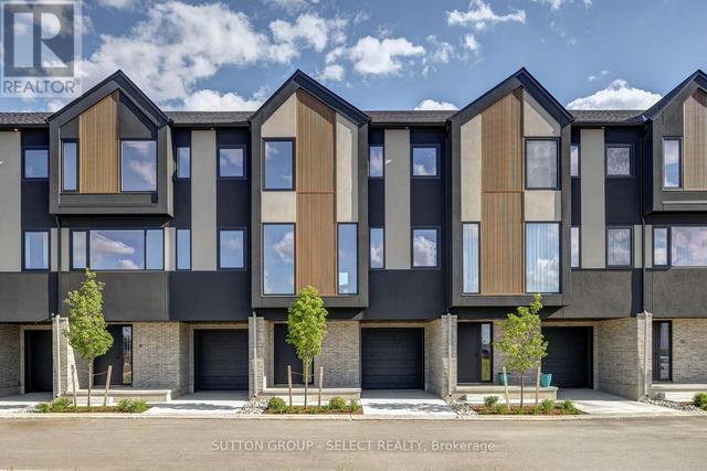 4 - 3090 PETTY ROAD  London South (South V), ON N6L 0H3
