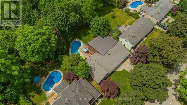 272 GOODRAM DRIVE  Burlington, ON L7L 2J5