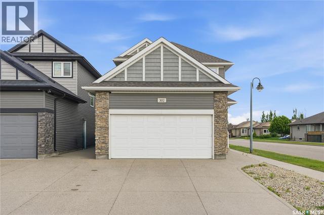 302 Dickson CRESCENT  Saskatoon, SK S7T 0T8