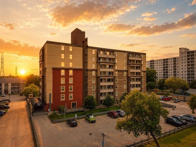 406 180 Beliveau Road  Winnipeg, MB R2M 1T1