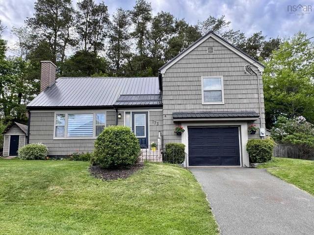 173 Maple Avenue  New Glasgow, NS B2H 2B7