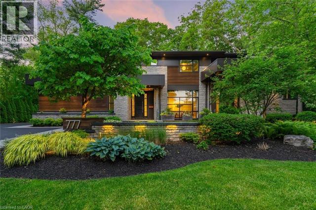 777 SHADELAND Avenue  Burlington, ON L7T 2M2