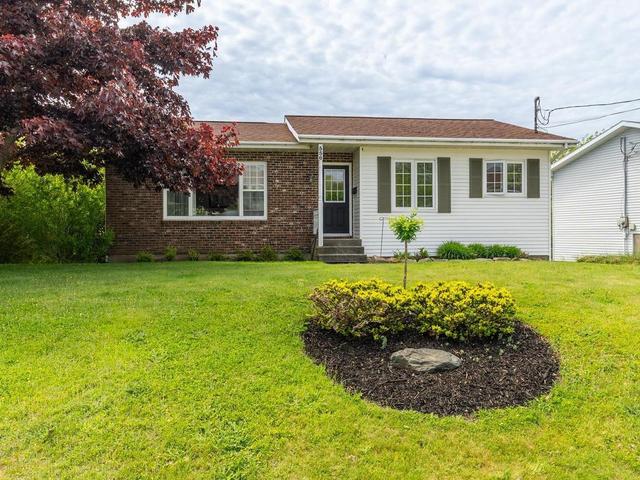556 Brunswick Street  Yarmouth, NS B5A 4S8