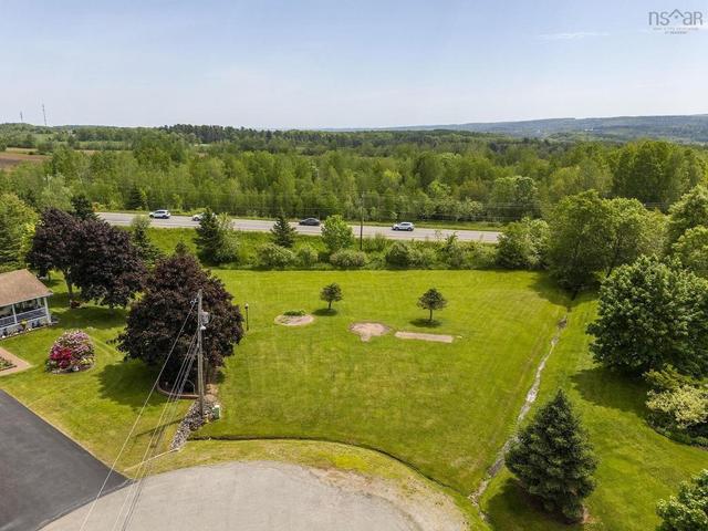 865 Upland Court  North Kentville, NS B4N 5A8