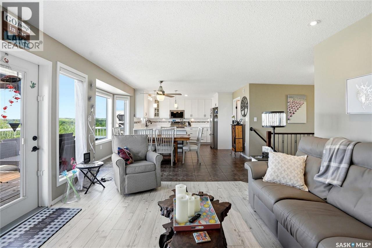 380 Carter Crescent, Cochin, SK 
